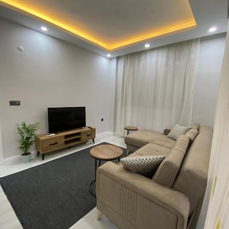 Antalya Havalimanina Yakin Havuzlu 1+1 Lux Daire ภายนอก รูปภาพ
